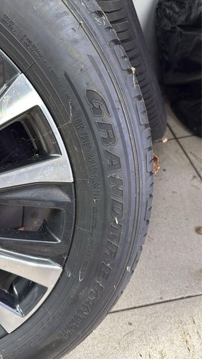 Продам диски с резиной