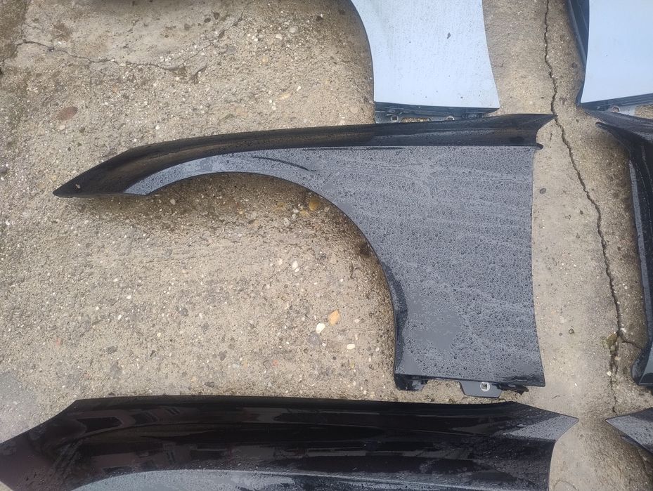 Aripa stanga față Mercedes CLS W219, aripa dreapta față Mercedes CLS