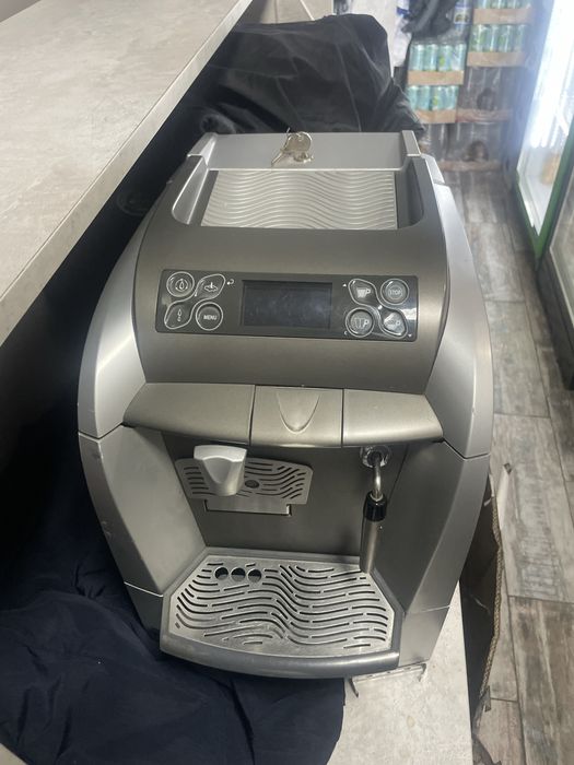 Кофемашина.