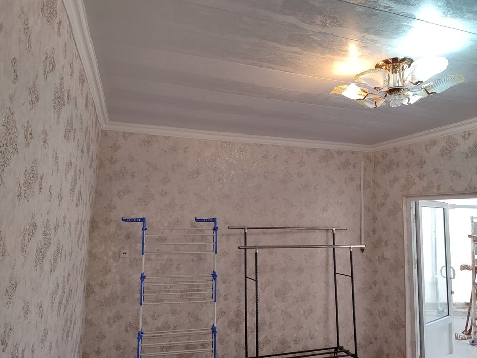 Eski shaharda Uy sotiladi narxi yana kelishiladihamma sharoiti bor