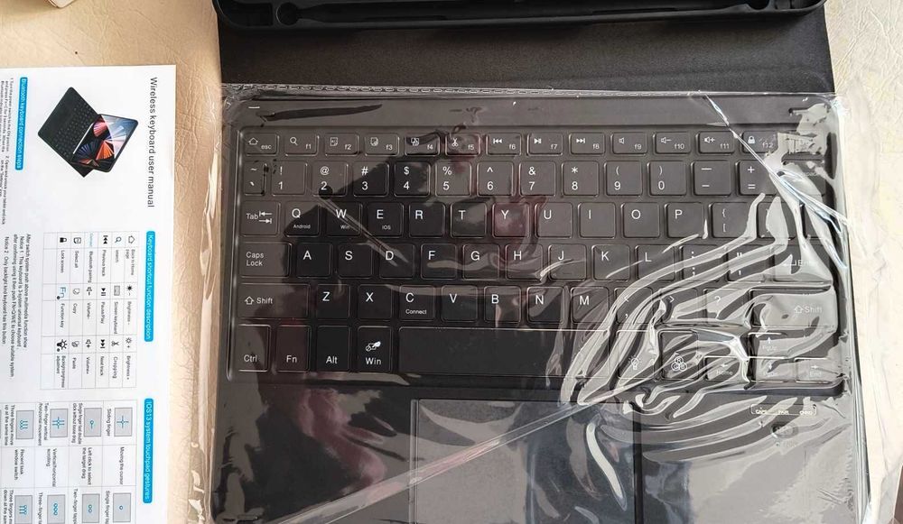 Калъф клавиатура за таблет, нов, нова цена 90 лв.