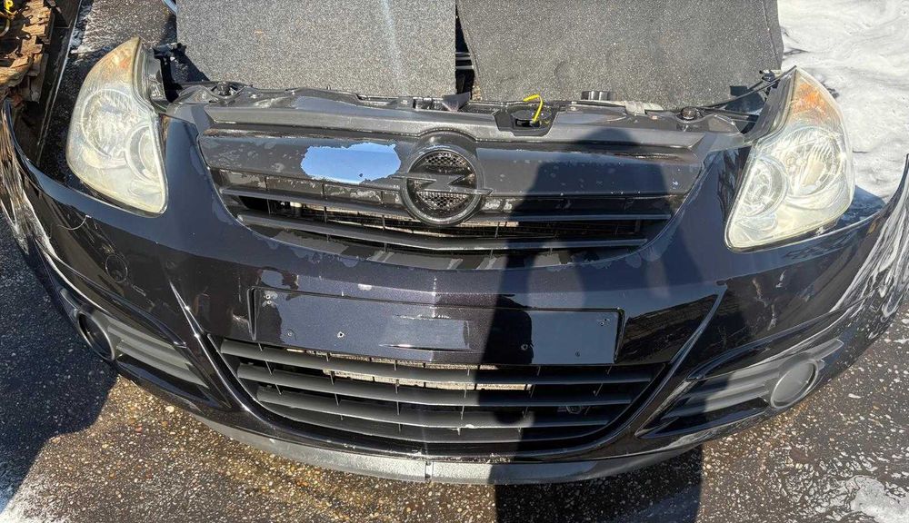 Fata completa Opel Corsa D din 2008  1.3 disel cu ventilatoare , radiatoare , trager , faruri  întăritură , bara