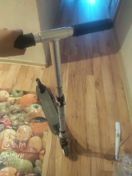 Продам самокат от 8-13 лет