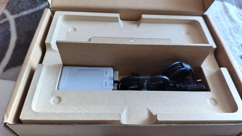 Laptop microsoft generatia 7