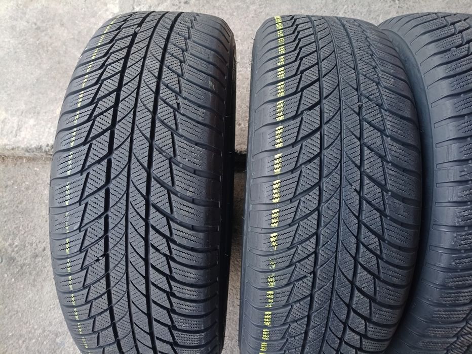 4 anvelope de iarna  ca si noi Bridgestone 225/60 R18 dot 0321