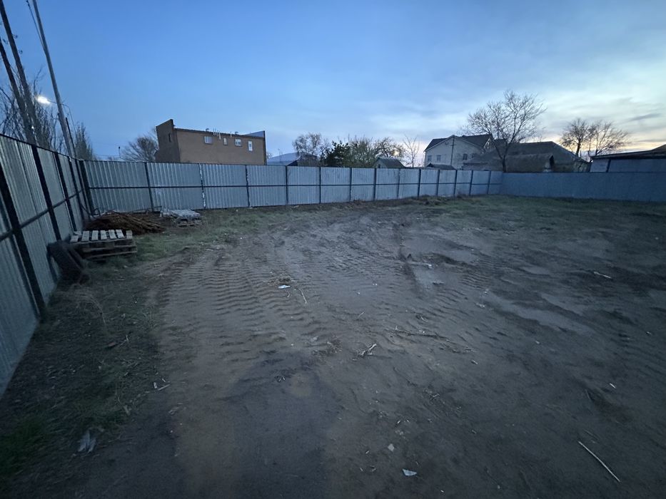 Продам участок 8 соток в центре Тобыл