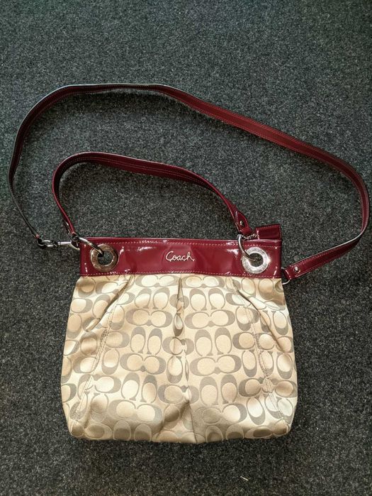 Genți de damă, firme de prestigiu!