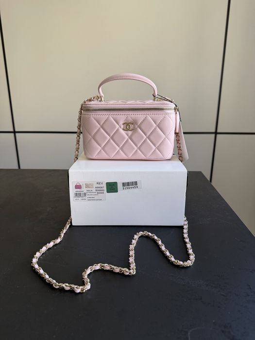 Chanel Vanity Caviar чанти
