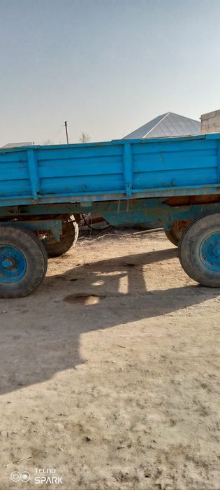 T28 Traktor yaxshi yiradi