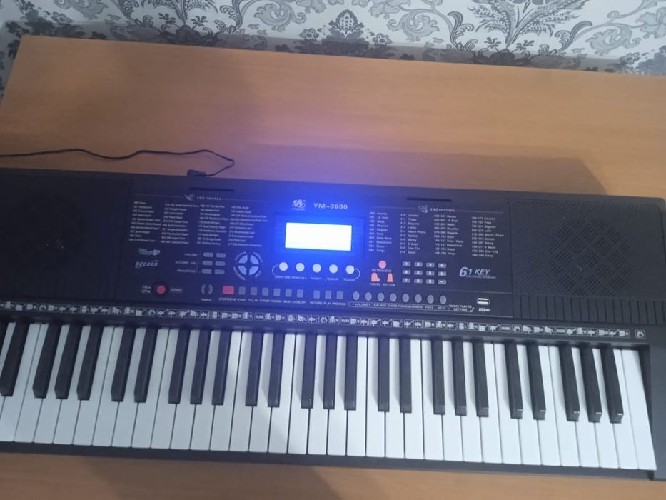 Синтезатор новый