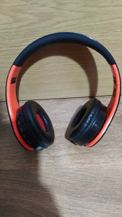 Блутут слушалки (Bluetooth headphones)