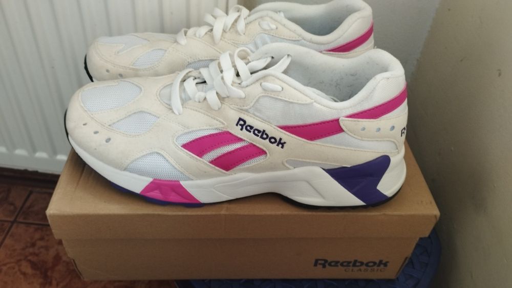 Adidași Reebok noi