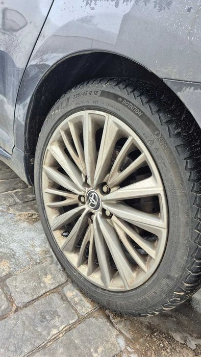 Toyota Avensis 2.0 D-4D - 2015