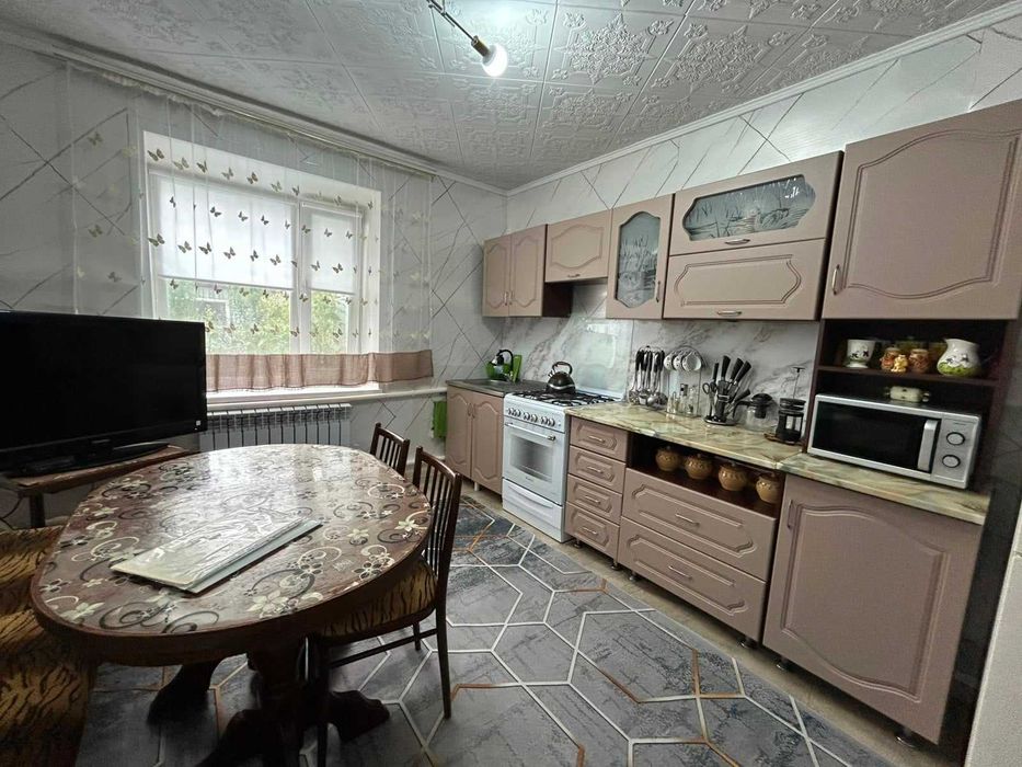продам дом в селе Боровское Мендыкаринский район