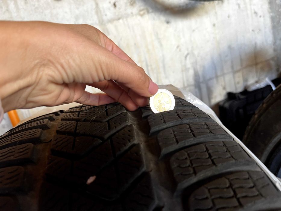 4 зимни гуми Pirelli Winter Sottozero 3 – 255/45 R19 104V