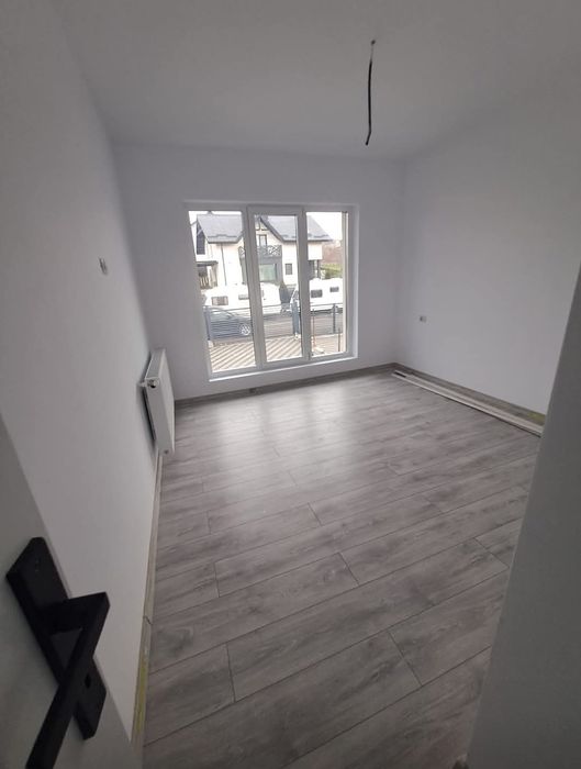 Casa cu etaj , Lidl Bucium