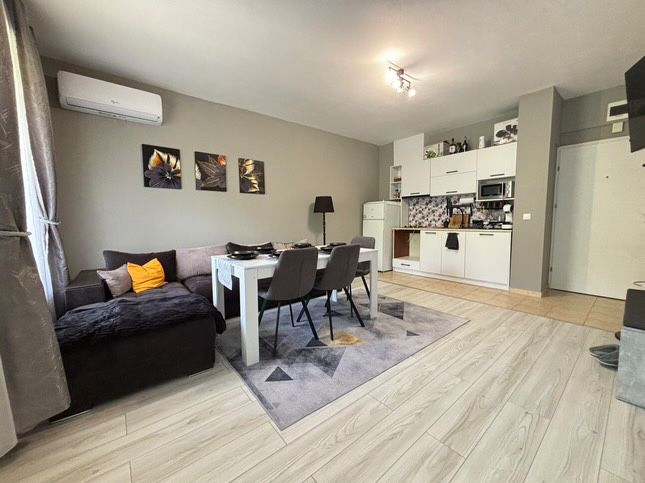 Продава се Двустаен апартамент в Варна, Гранд Мол Варна - 68 кв.м за 1690 €/кв.м - Снимка #4