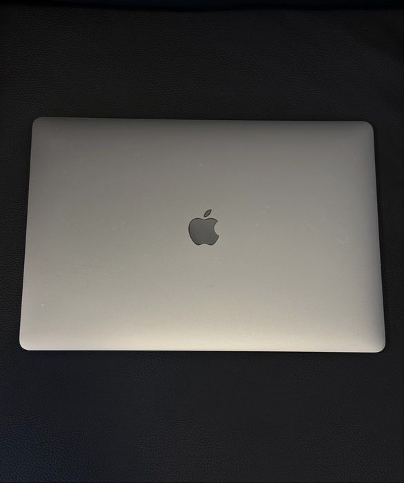 MacBook PRO 2019 /16”/i9/32/1TB