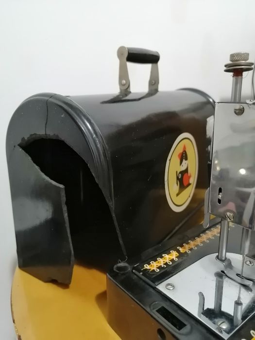 Советская швейная машинка