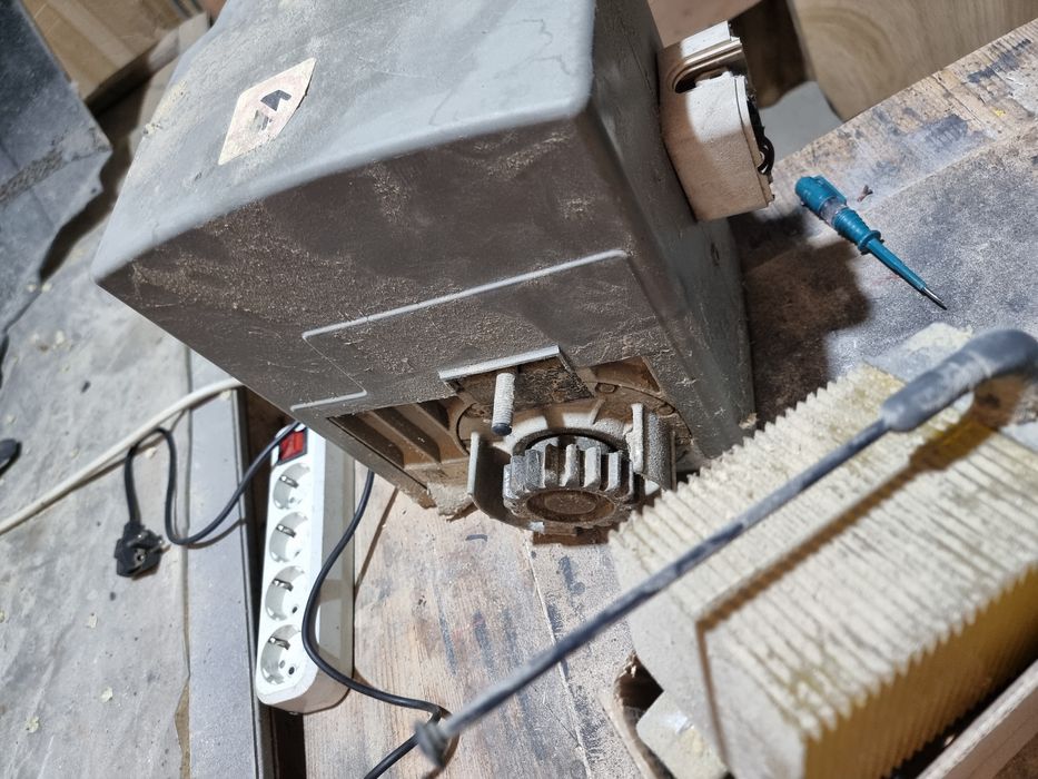 Автоматическии ворота , механизм