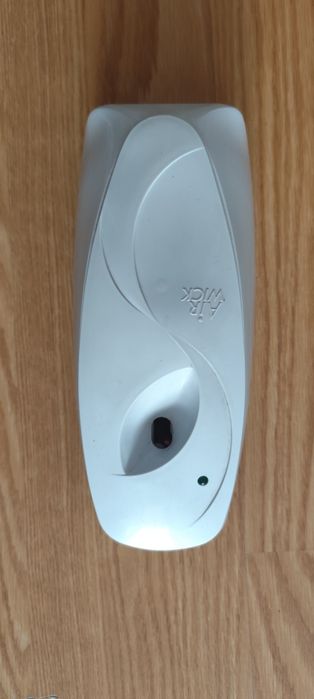 Автоматичен спрей Air Wick