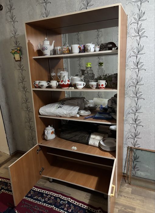 Продается б/у шкаф