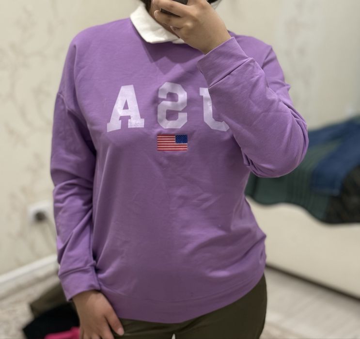 Отдам даром женские вещи.