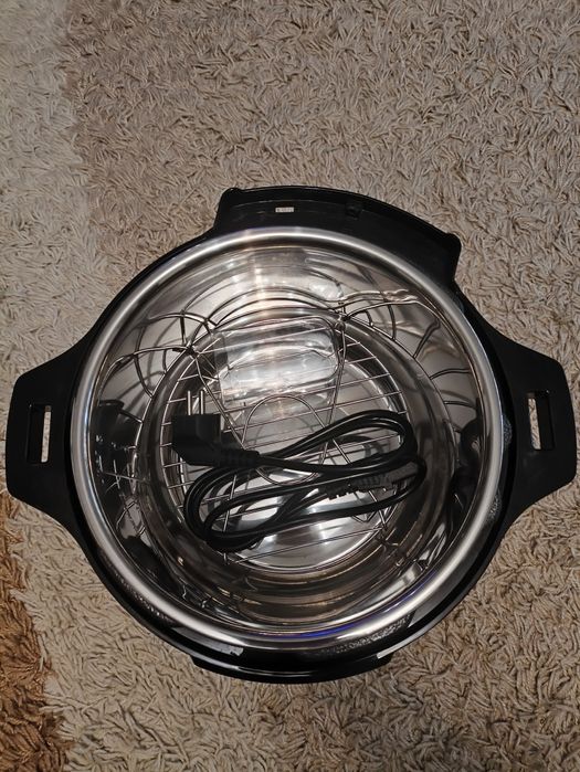 Oala sub presiune electrica Silvercrest