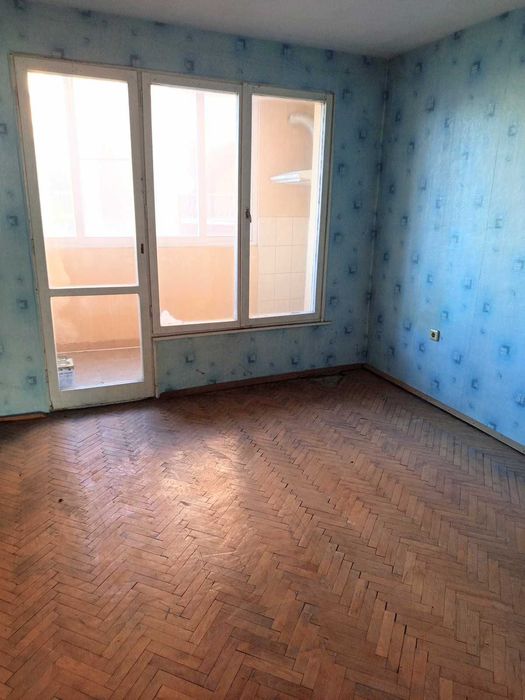 Продава се Двустаен апартамент в Казанлък - 75 кв.м за 1564 €/кв.м - Снимка #4