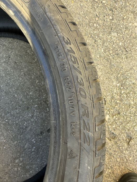Pirelli Iarna 315/30/22