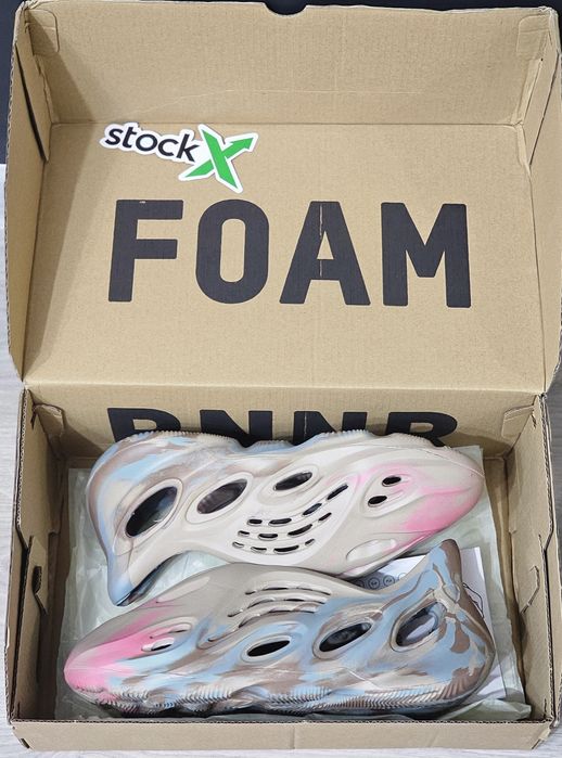 Yeezy Foam Runner Mx sand grey