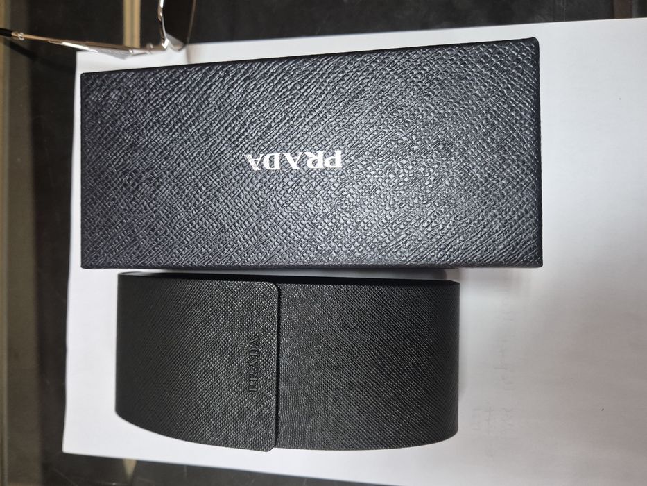 Нови очила Prada