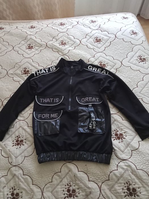 кофта продам новая