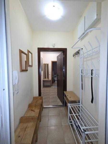 Дава се под наем Тристаен апартамент в Бургас, Славейков - 98 кв.м за 510 € - Снимка #11
