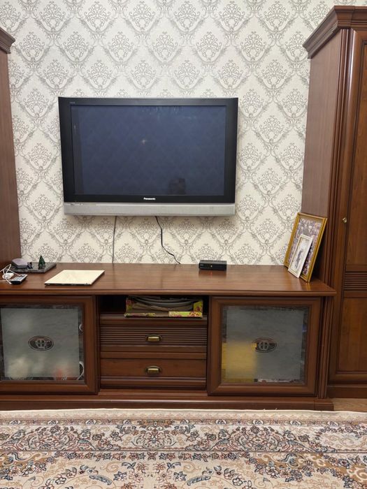 Продам телевизор