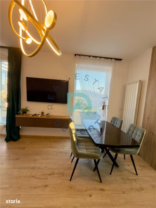 Apartament 3 camere - Penthouse in Tractorul, 71 mp - Brasov