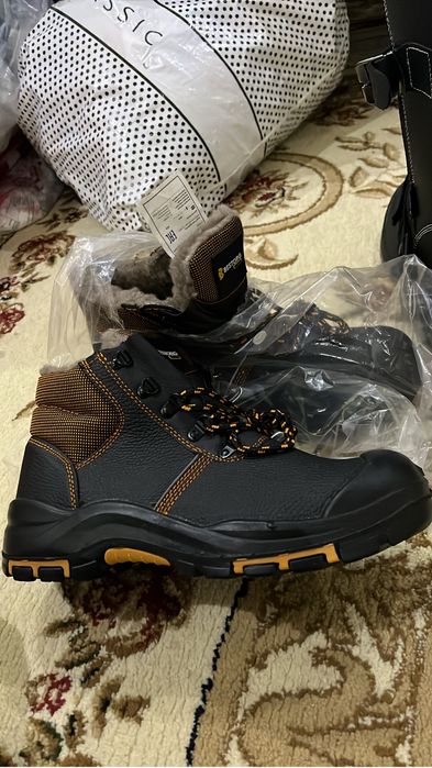 Спецодежда спецботинки