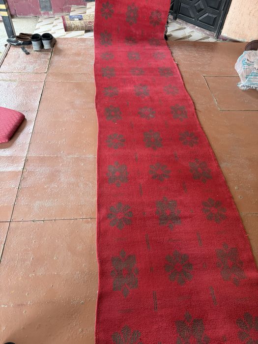 Продам ковровую дорожку