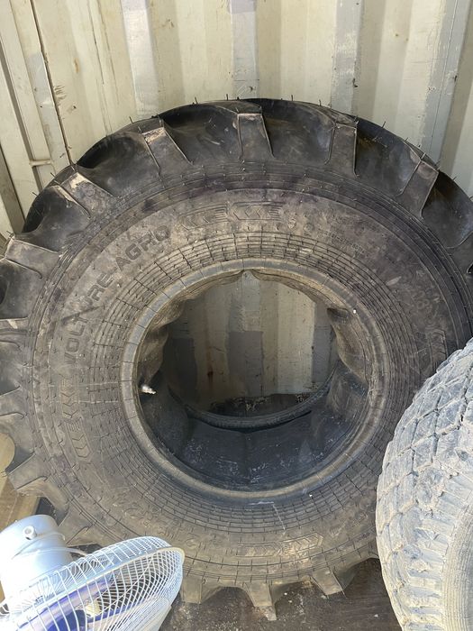 Шина на Погрузчик DR 108