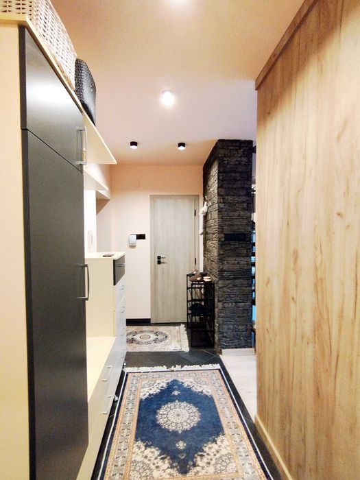 Дава се под наем Тристаен апартамент в Перник, Център - 98 кв.м за 662.49 € - Снимка #7