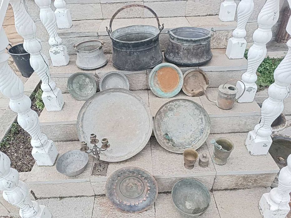 Колекция от старинни предмети