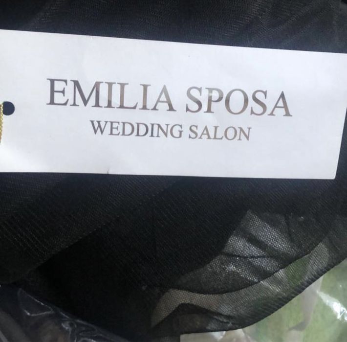 Платье на выпускной черное бальное