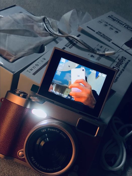 Фотоаппарат за 14.990
