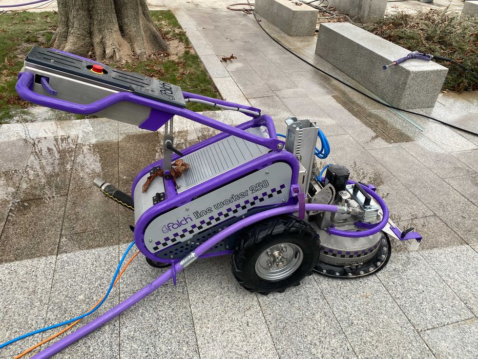 Curatare pavaje prin hidrosablare