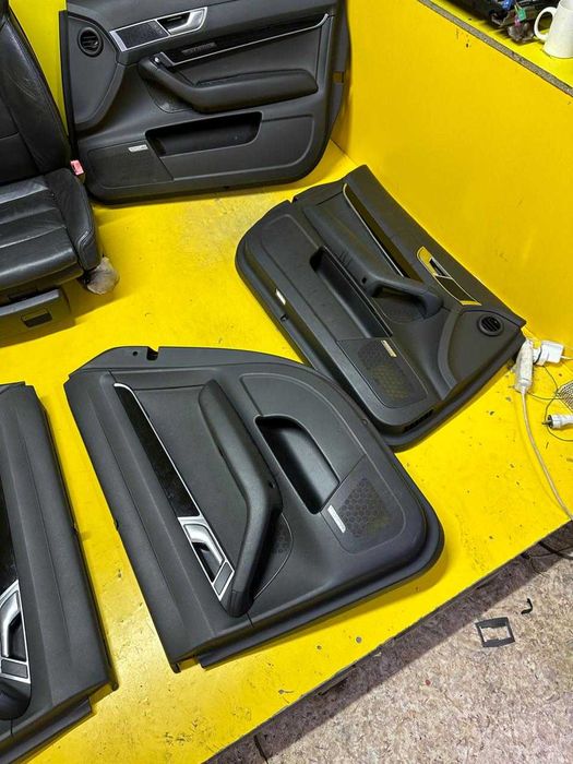 Сиденье Audi а6 черная кожа