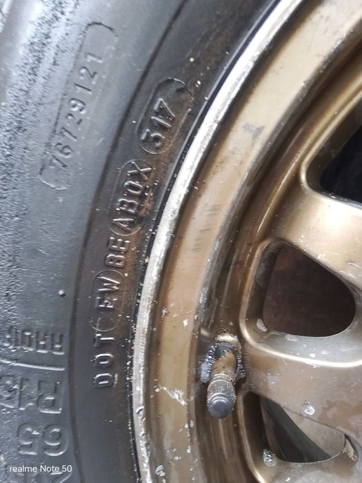 Продам диск с резиной  BMW