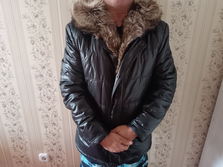 Продам мужскую куртку