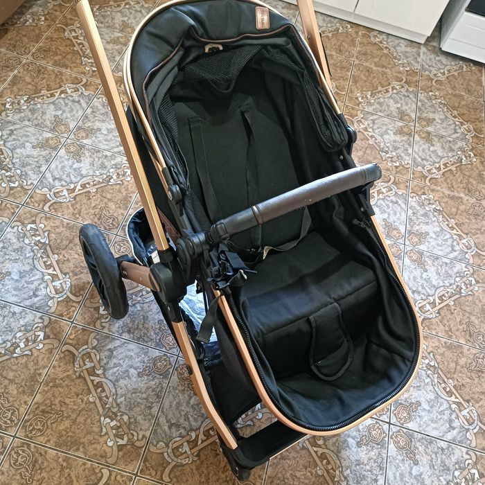 Коляска детская .