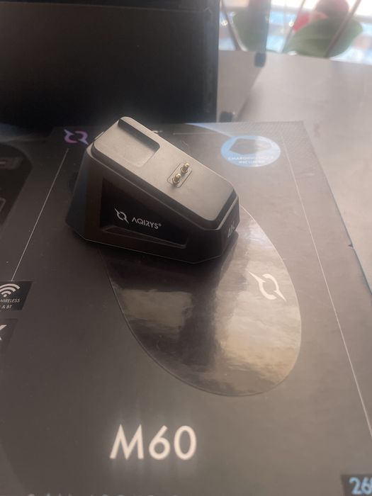 Mouse Aqirys M60 ca nou