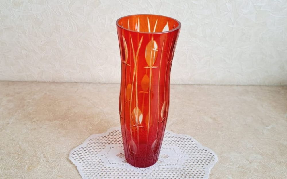 Вазы цветное стекло